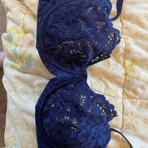 Body by Victoria’s Secret Navy blue Bra - 38 D